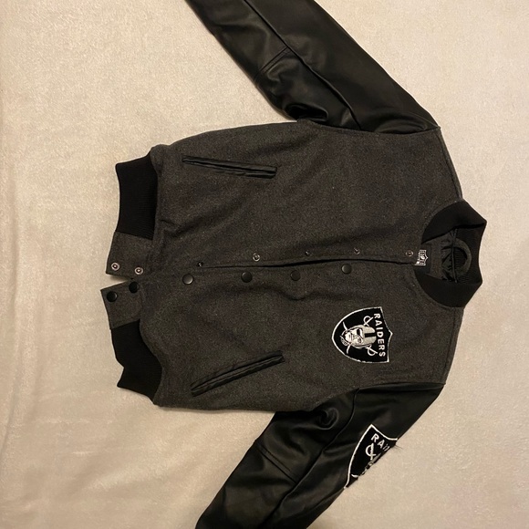 RAIDERS NFL  jacket - Picture 3 of 7